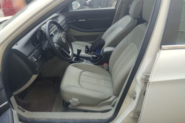 Used BAIC Senova D50 2016 1.5L Manual Elite Edition Left Front Seat