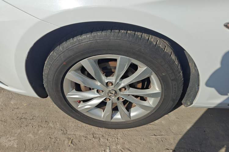 Used BAIC Senova D50 2016 1.5L CVT Elite Edition Left Front Wheel Hub