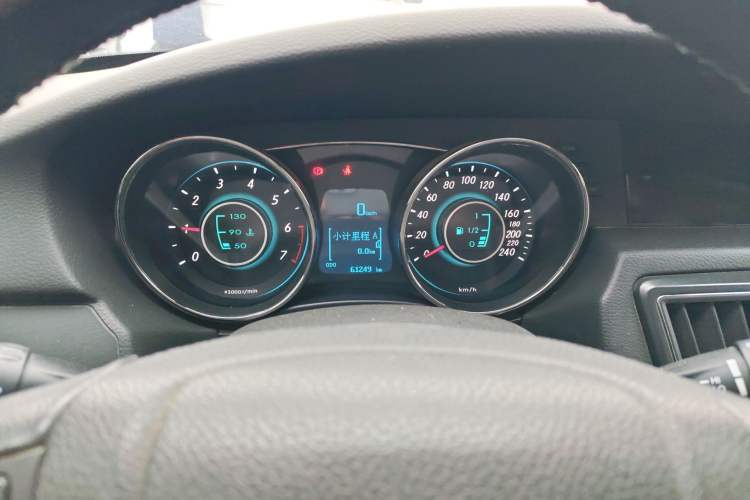 Used BAIC Senova D50 2016 1.5L Manual Elite Edition Odometer Close Up