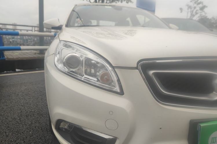 Used BAIC Senova D50 2016 1.5L Manual Elite Edition Right Front Headlight