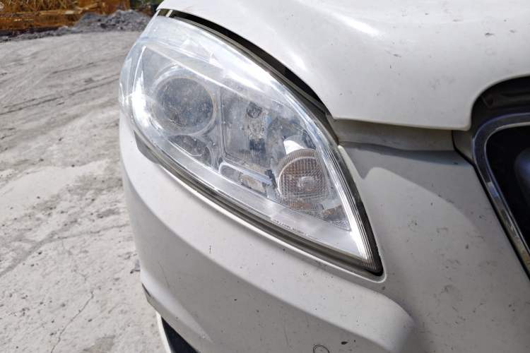 Used BAIC Senova D50 2016 1.5L Manual Elite Edition Right Front Headlight