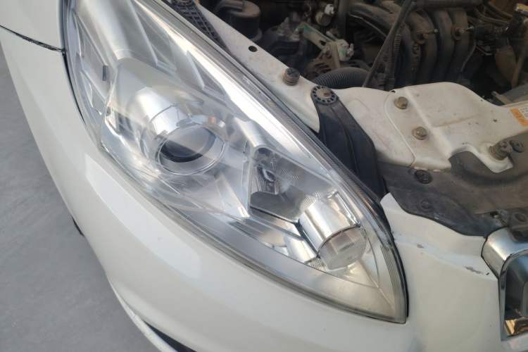 Used BAIC Senova D50 2016 1.5L Manual Elite Edition Right Front Headlight