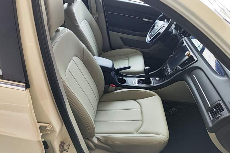 Used BAIC Senova D50 2016 1.5L Manual Elite Edition Right Front Seat