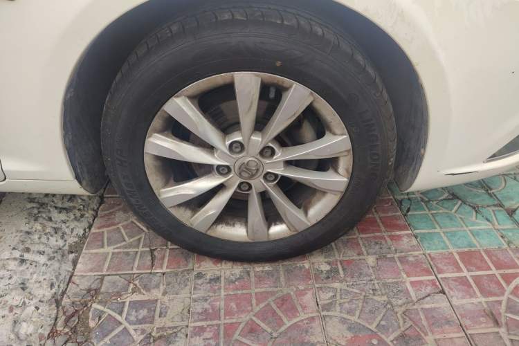 Used BAIC Senova D50 2016 1.5L Manual Elite Edition Right Front Wheel Hub