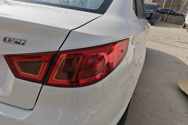 Used BAIC Senova D50 2016 1.5L Manual Elite Edition Right Rear Taillight