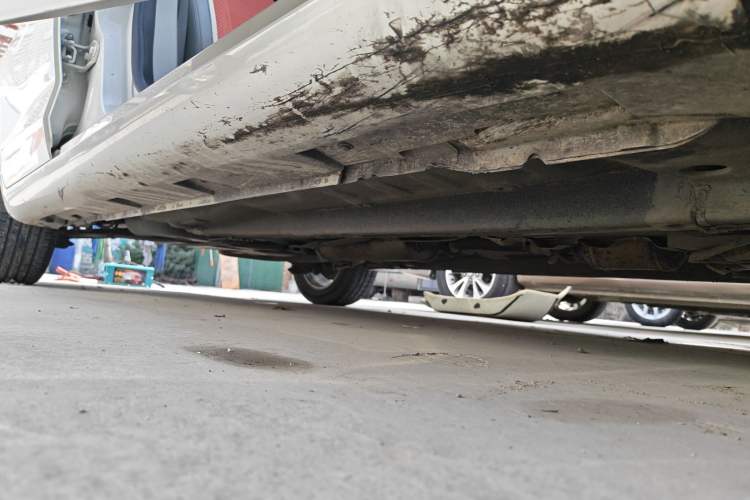 Used BAIC Senova D50 2016 1.5L Manual Elite Edition Right Side Sill