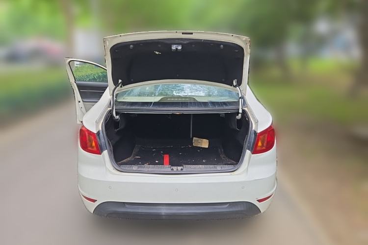 Used BAIC Senova D50 2016 1.5L Manual Elite Edition Trunk