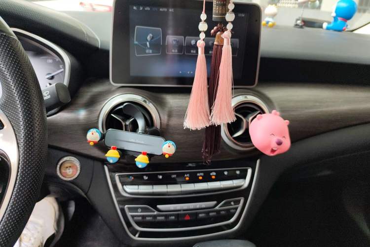 Used BAIC Senova D50 2018 1.5L CVT Prestige Smart Connect Edition Audio And AC Panel