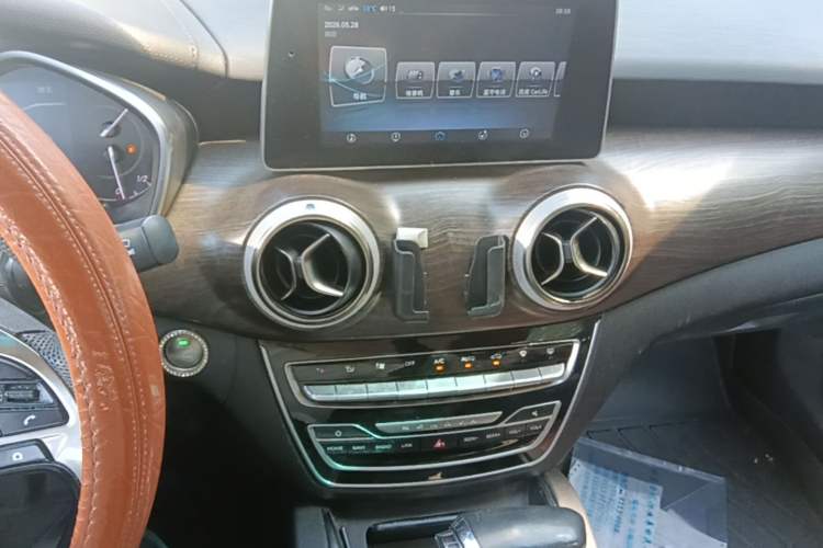 Used BAIC Senova D50 2018 1.5L CVT Prestige Intelligent Drive Edition Audio And AC Panel