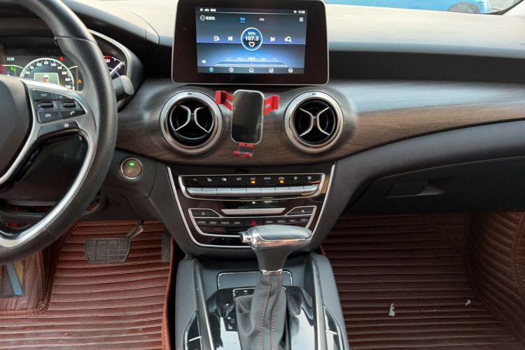Used BAIC Senova D50 2018 1.5L CVT Prestige Intelligent Drive Edition Audio And AC Panel