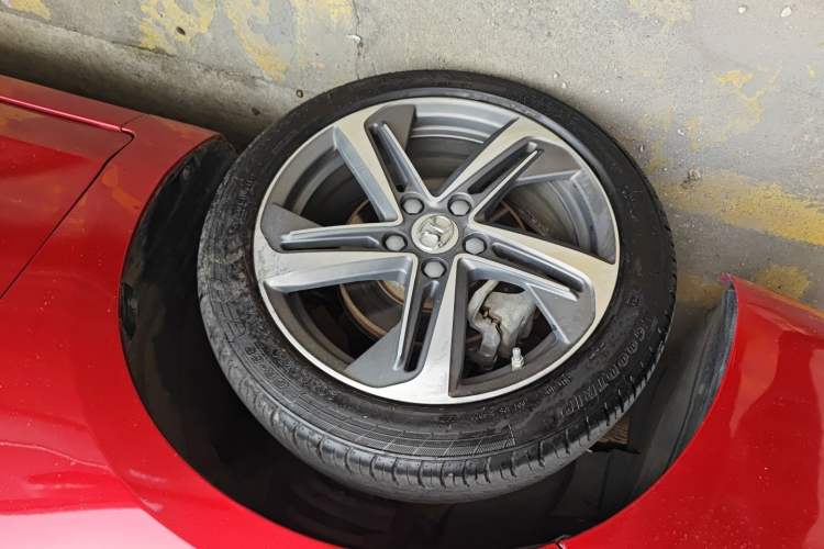 Used BAIC Senova D50 2018 1.5L CVT Prestige Smart Connect Edition Exterior 4
