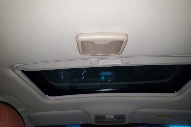 Used BAIC Senova D50 2018 1.5L CVT Prestige Intelligent Drive Edition Headliner