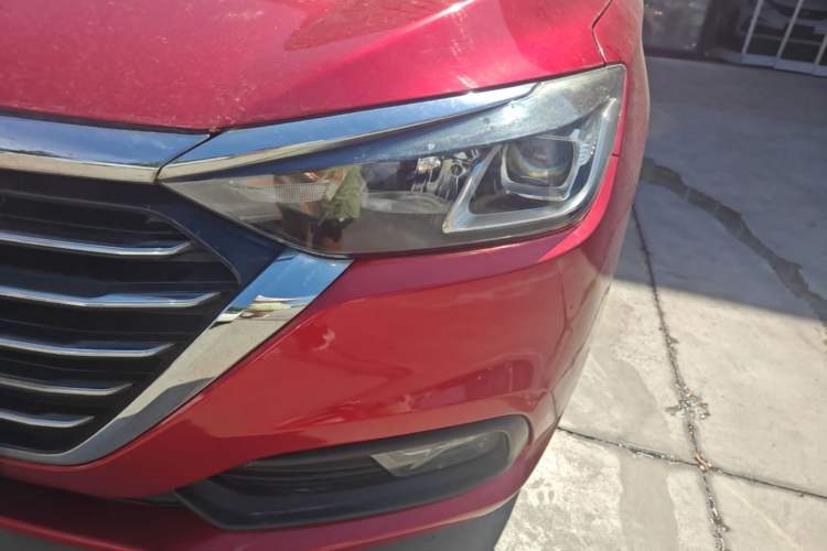 Used BAIC Senova D50 2018 1.5L CVT Prestige Intelligent Drive Edition Left Front Headlight