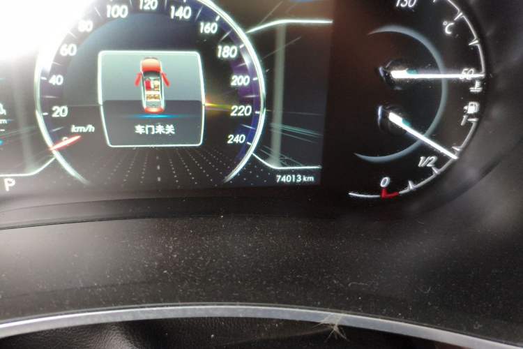 Used BAIC Senova D50 2018 1.5L CVT Prestige Intelligent Drive Edition Odometer Close Up