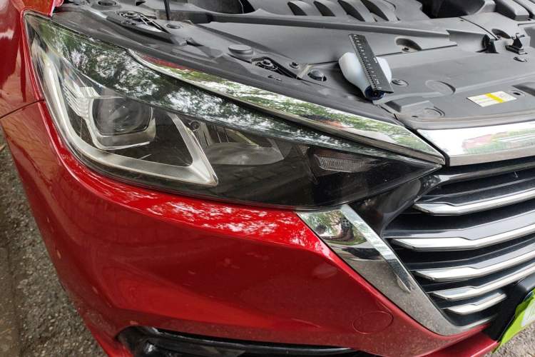Used BAIC Senova D50 2018 1.5L CVT Prestige Smart Connect Edition Right Front Headlight