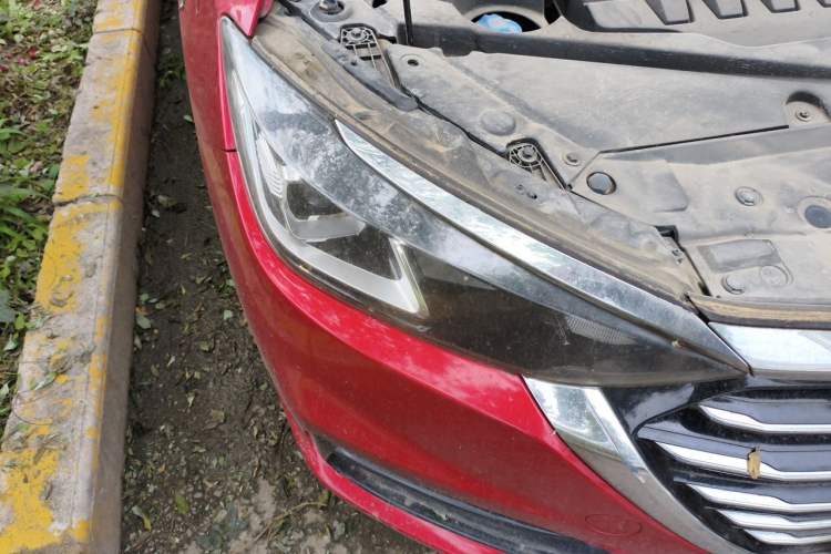 Used BAIC Senova D50 2018 1.5L CVT Prestige Intelligent Drive Edition Right Front Headlight
