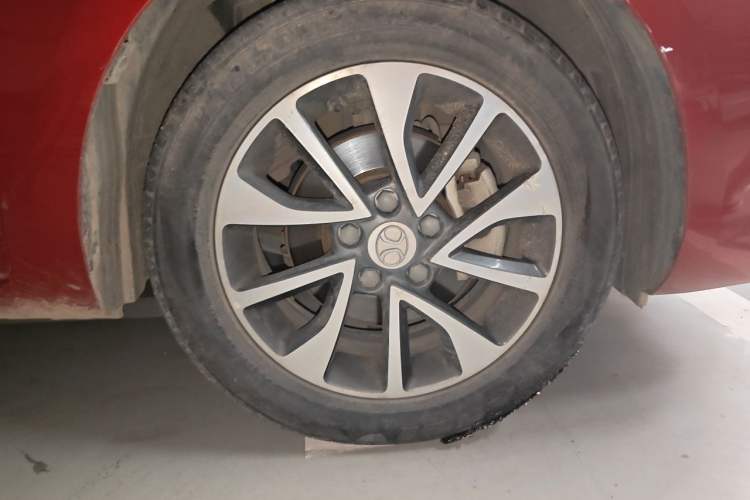 Used BAIC Senova D50 2018 1.5L CVT Luxury Intelligent Drive Edition Right Front Wheel Hub