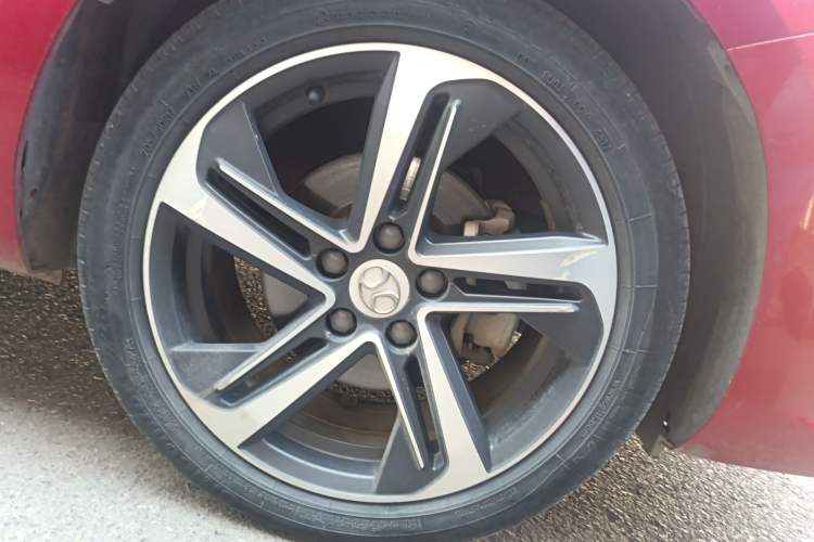 Used BAIC Senova D50 2018 1.5L CVT Prestige Smart Connect Edition Right Front Wheel Hub