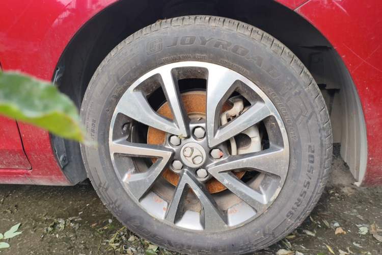 Used BAIC Senova D50 2018 1.5L CVT Prestige Intelligent Drive Edition Right Front Wheel Hub