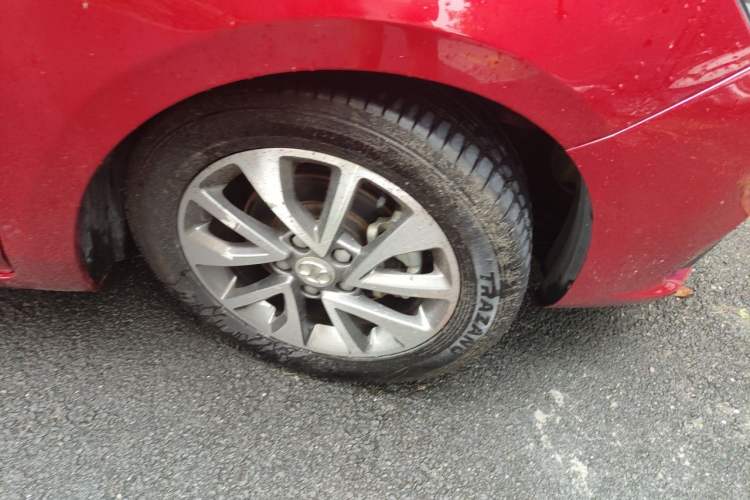 Used BAIC Senova D50 2018 1.5L CVT Prestige Intelligent Drive Edition Right Front Wheel Hub