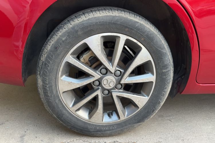 Used BAIC Senova D50 2018 1.5L CVT Prestige Intelligent Drive Edition Right Rear Wheel Hub