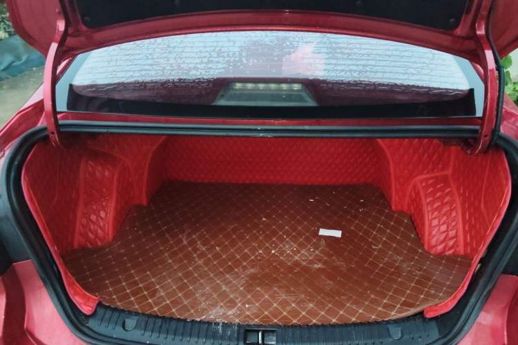 Used BAIC Senova D50 2018 1.5L Manual Prestige Intelligent Drive Edition Trunk