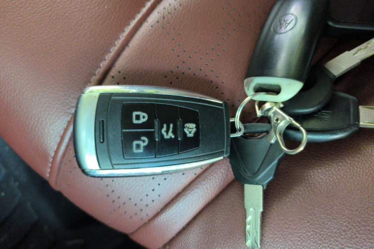 Used BAIC Senova D50 2018 1.5L Manual Luxury Intelligent Driving Version Vehicle Key