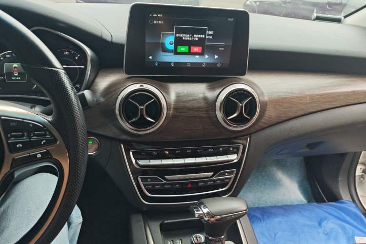 Used BAIC Senova D50 2018 1.5L CVT Prestige Intelligent Drive Edition Audio And AC Panel
