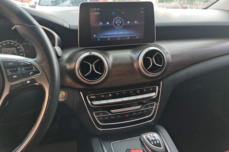 Used BAIC Senova D50 2018 1.5L Manual Prestige Intelligent Drive Edition Audio And AC Panel