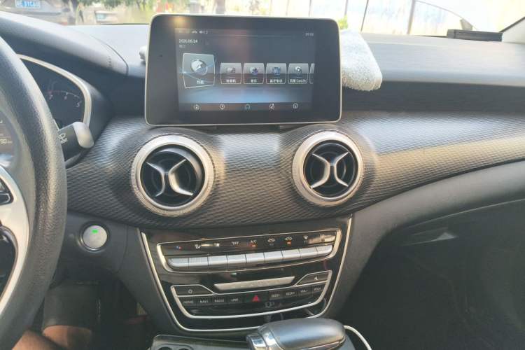 Used BAIC Senova D50 2018 1.5L CVT Luxury Intelligent Drive Edition Audio And AC Panel