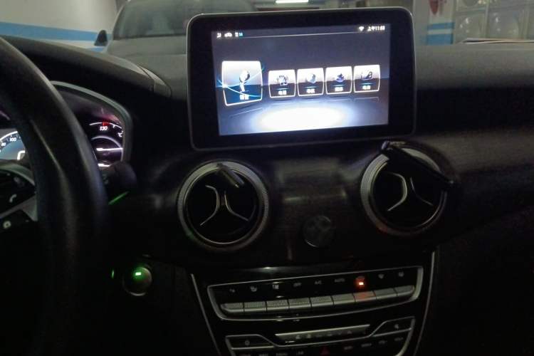 Used BAIC Senova D50 2018 1.5L CVT Prestige Smart Connectivity Edition Audio And AC Panel