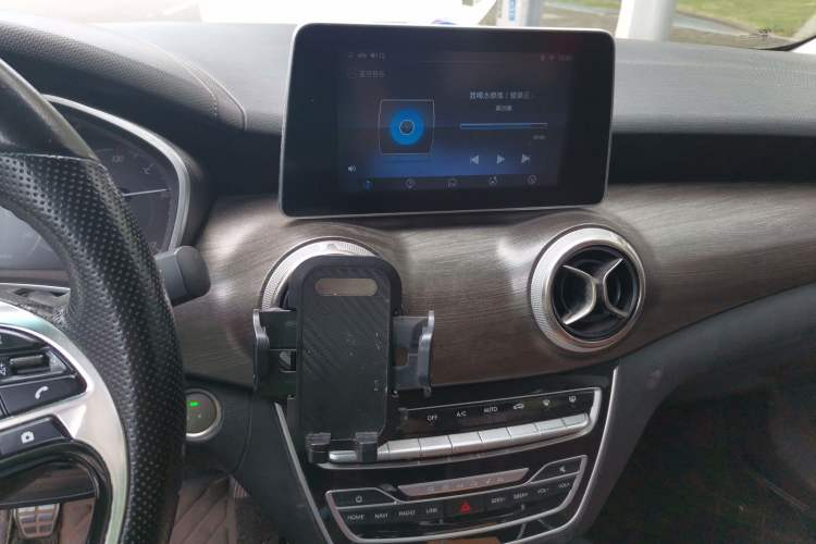 Used BAIC Senova D50 2018 1.5L Manual Prestige Intelligent Drive Edition Audio And AC Panel
