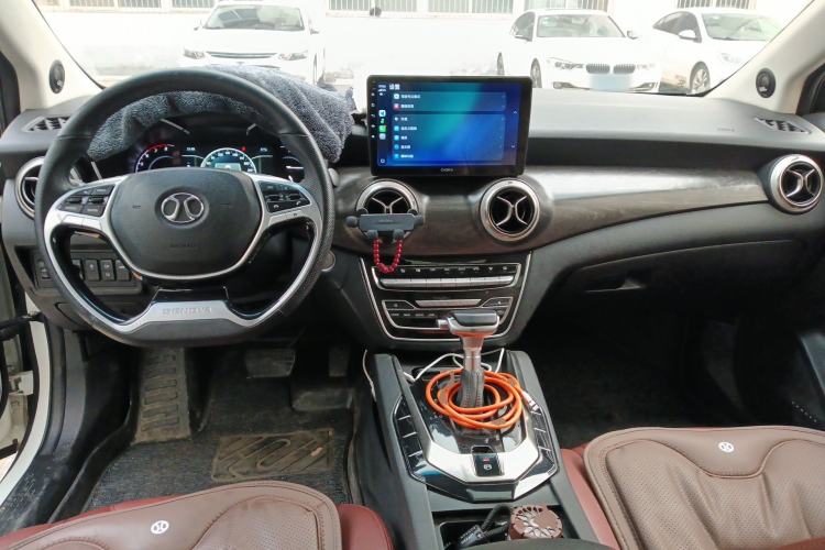 Used BAIC Senova D50 2018 1.5L CVT Prestige Intelligent Drive Edition Center Console