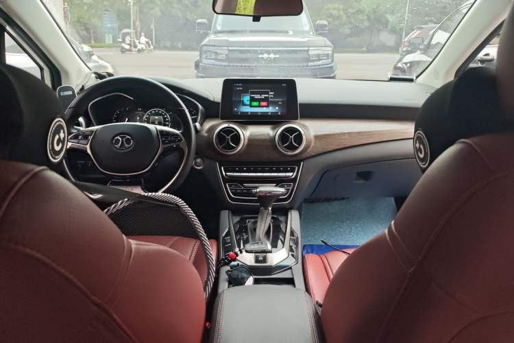 Used BAIC Senova D50 2018 1.5L CVT Prestige Intelligent Drive Edition Center Console