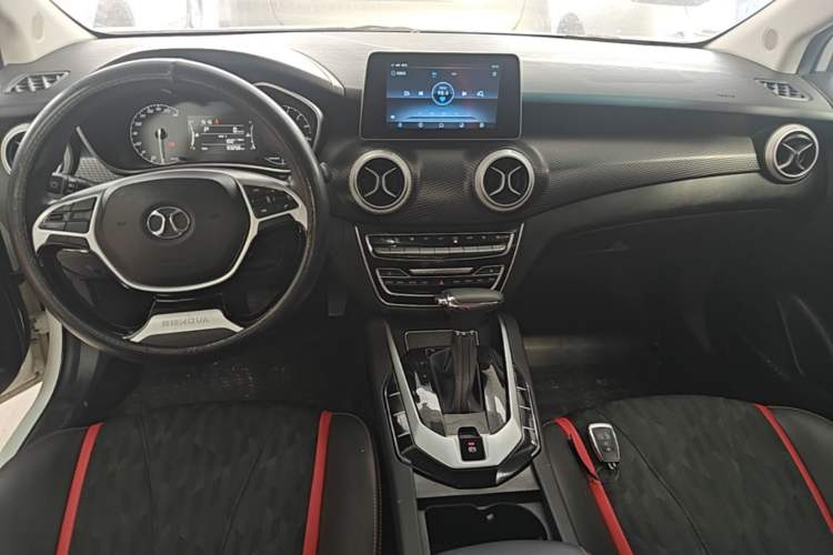 Used BAIC Senova D50 2018 1.5L CVT Luxury Intelligent Drive Edition Center Console