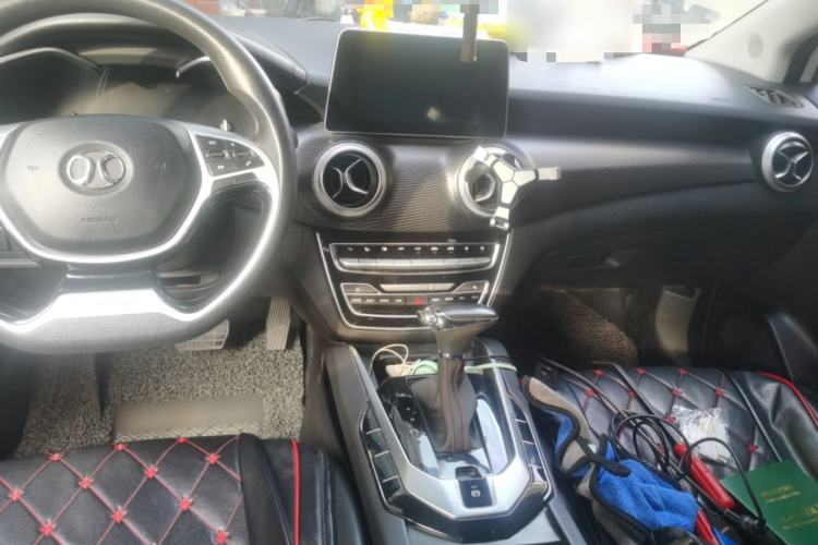 Used BAIC Senova D50 2018 1.5L CVT Luxury Intelligent Drive Edition Center Console