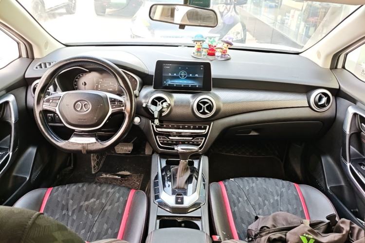 Used BAIC Senova D50 2018 1.5L CVT Luxury Intelligent Drive Edition Center Console