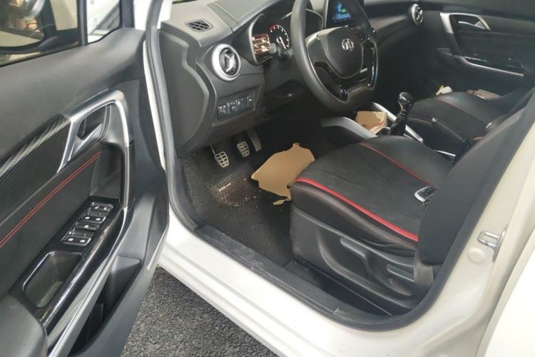 Used BAIC Senova D50 2018 1.5L Manual Luxury Intelligent Driving Version Driver Seat