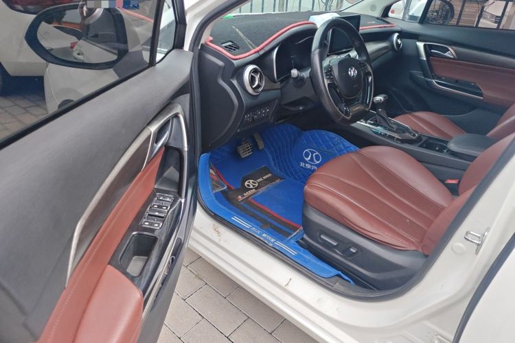 Used BAIC Senova D50 2018 1.5L CVT Prestige Smart Connectivity Edition Driver Seat