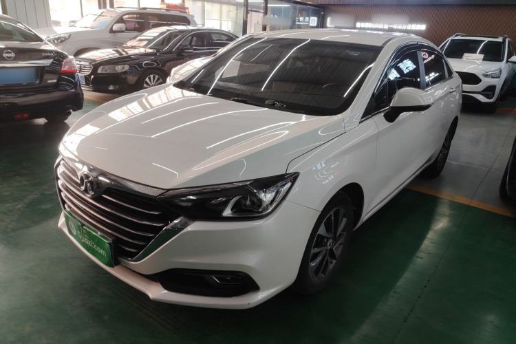 Used BAIC Senova D50 2018 1.5L CVT Luxury Intelligent Drive Edition Guazi used car, China used car export, Used car for sale, Used  cars, Cheapest cars for sale