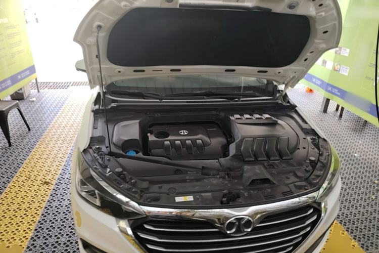 Used BAIC Senova D50 2018 1.5L CVT Prestige Intelligent Drive Edition Engine Bay