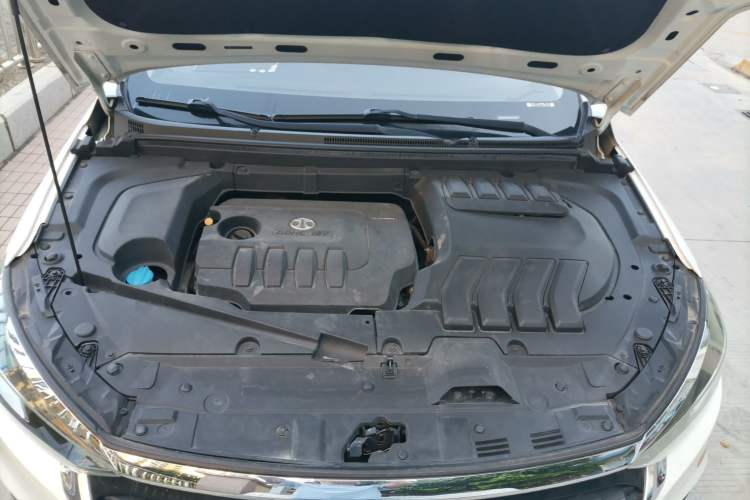 Used BAIC Senova D50 2018 1.5L CVT Prestige Intelligent Drive Edition Engine Bay
