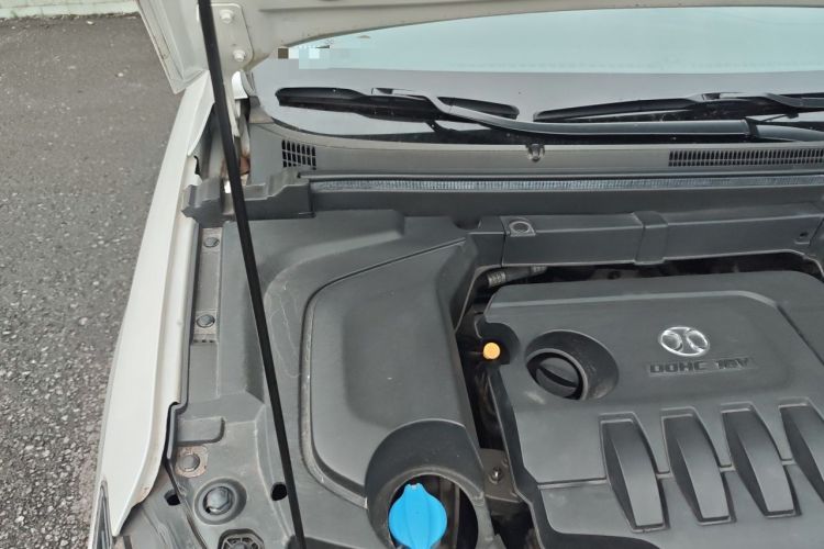 Used BAIC Senova D50 2018 1.5L CVT Prestige Intelligent Drive Edition Engine Bay Right