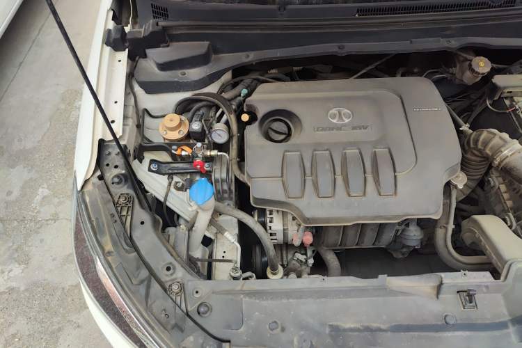 Used BAIC Senova D50 2018 1.5L CVT Prestige Intelligent Drive Edition Engine Bay Right
