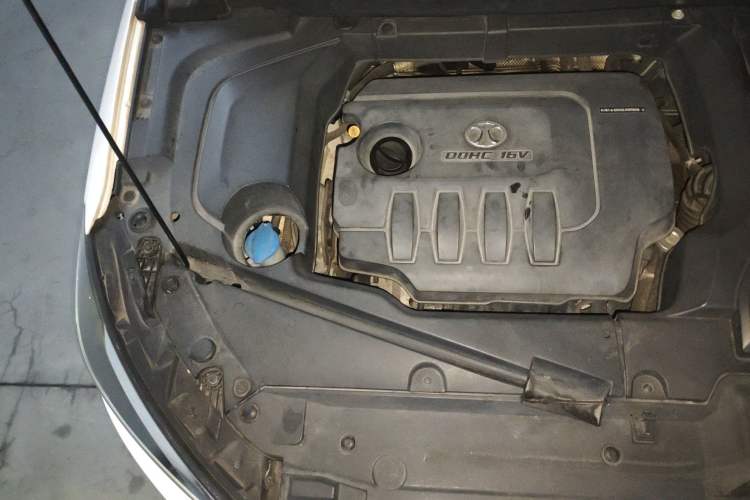 Used BAIC Senova D50 2018 1.5L CVT Prestige Intelligent Drive Edition Engine Bay Right
