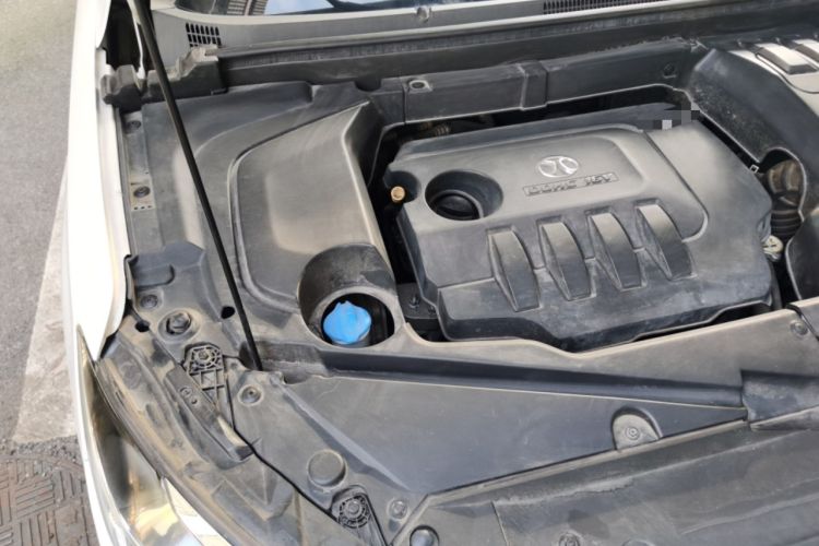 Used BAIC Senova D50 2018 1.5L CVT Luxury Intelligent Drive Edition Engine Bay Right