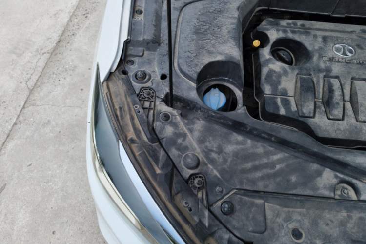 Used BAIC Senova D50 2018 1.5L CVT Prestige Intelligent Drive Edition Engine Bay Right