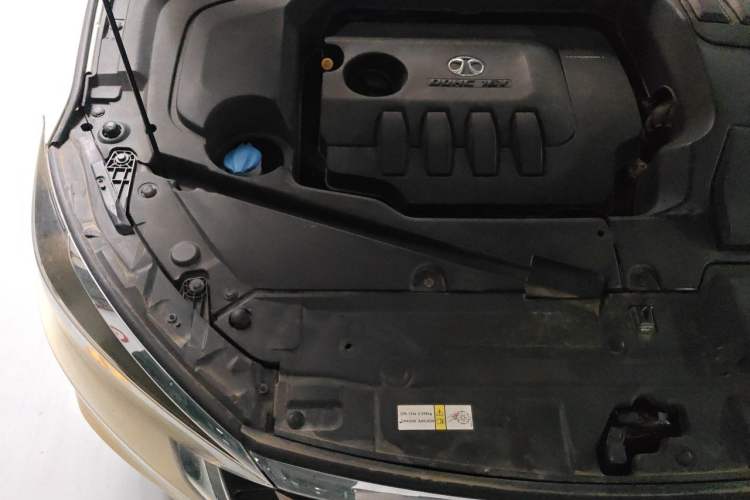 Used BAIC Senova D50 2018 1.5L CVT Prestige Intelligent Drive Edition Engine Bay Right