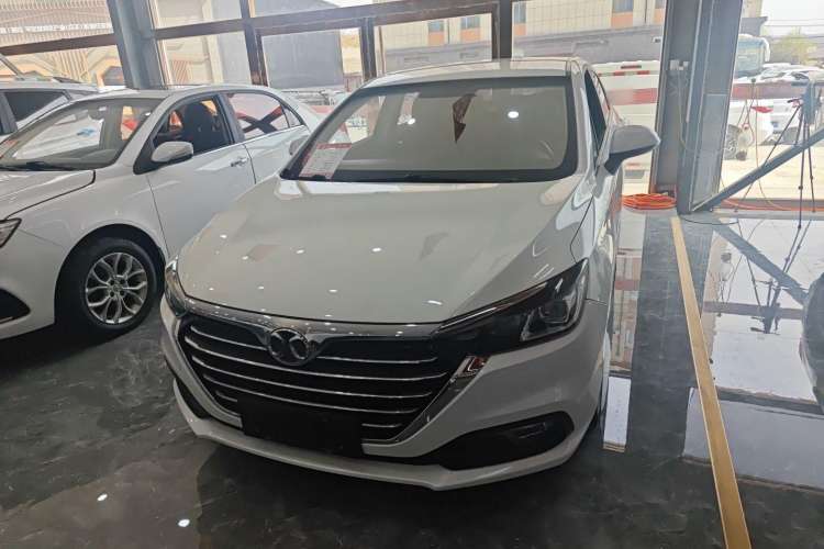 Used BAIC Senova D50 2018 1.5L Manual Luxury Intelligent Driving Version Exterior 1