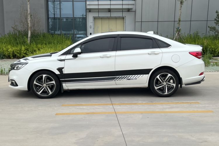 Used BAIC Senova D50 2018 1.5L CVT Prestige Smart Connectivity Edition Exterior 2